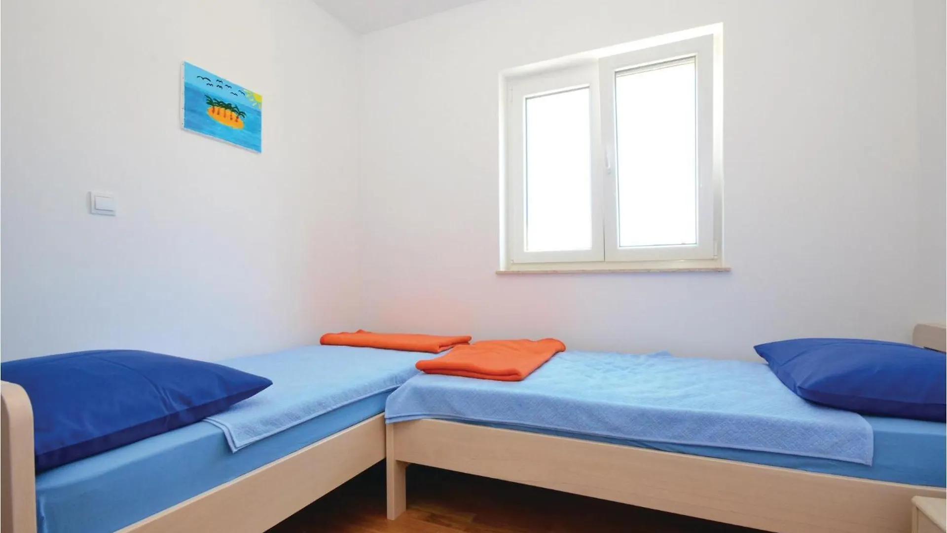 2 Bedroom Gorgeous Apartment In Privlaka Nin 0*,